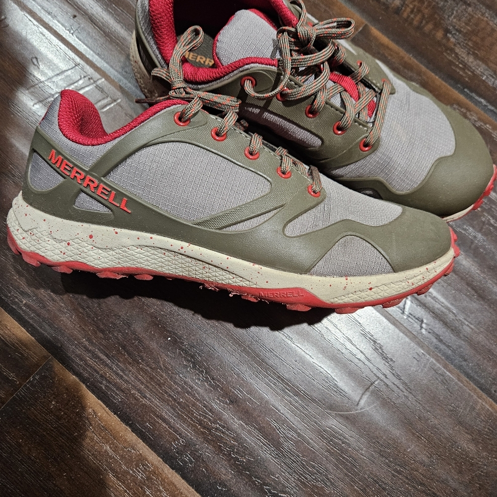 Hiking shoes for boy